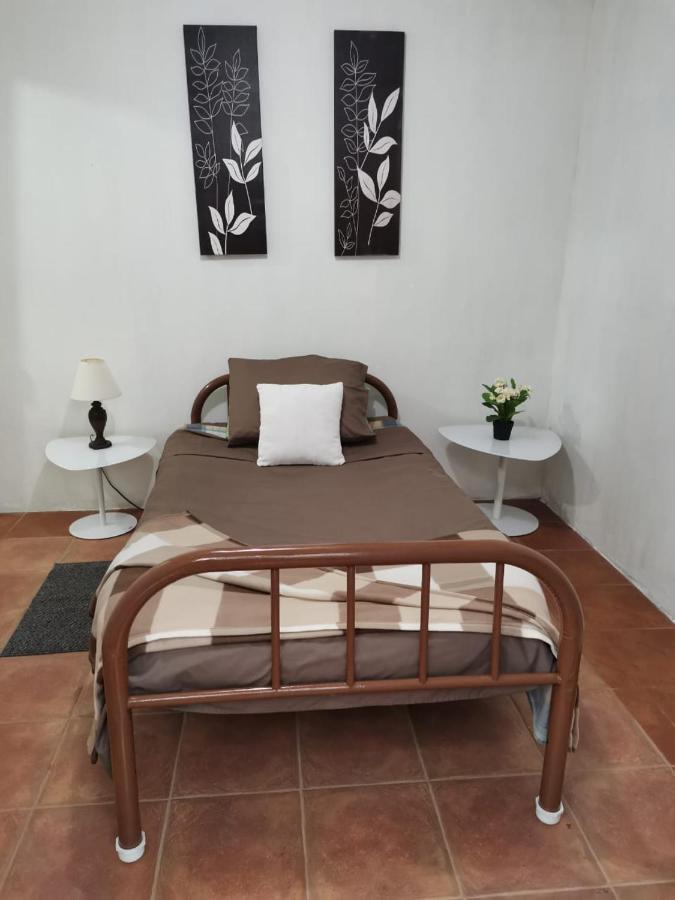 דירות גואטמלה Casa Familiar La Arboleda מראה חיצוני תמונה