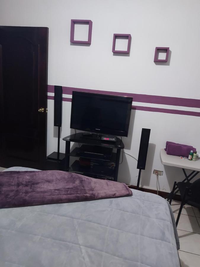 דירות גואטמלה Casa Familiar La Arboleda מראה חיצוני תמונה